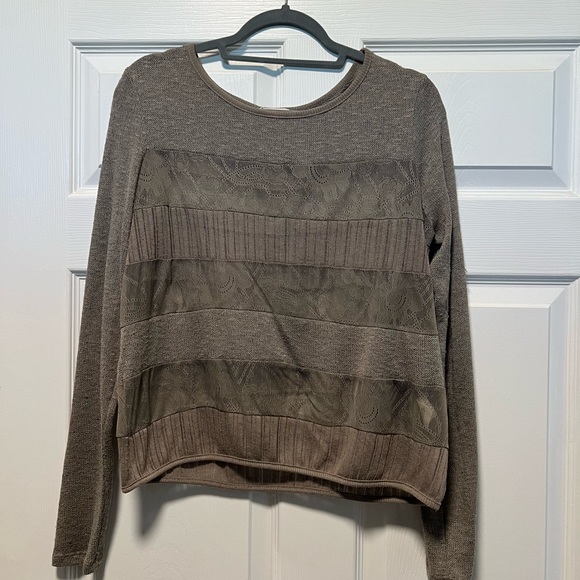 Beige fashion sweater - Picture 1 of 2